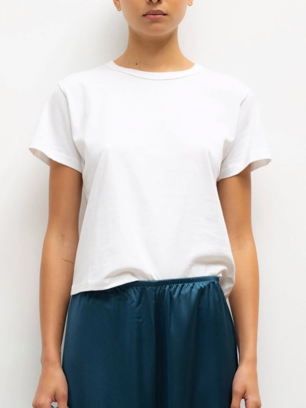 LESET White Crewneck Short Sleeve Tee
